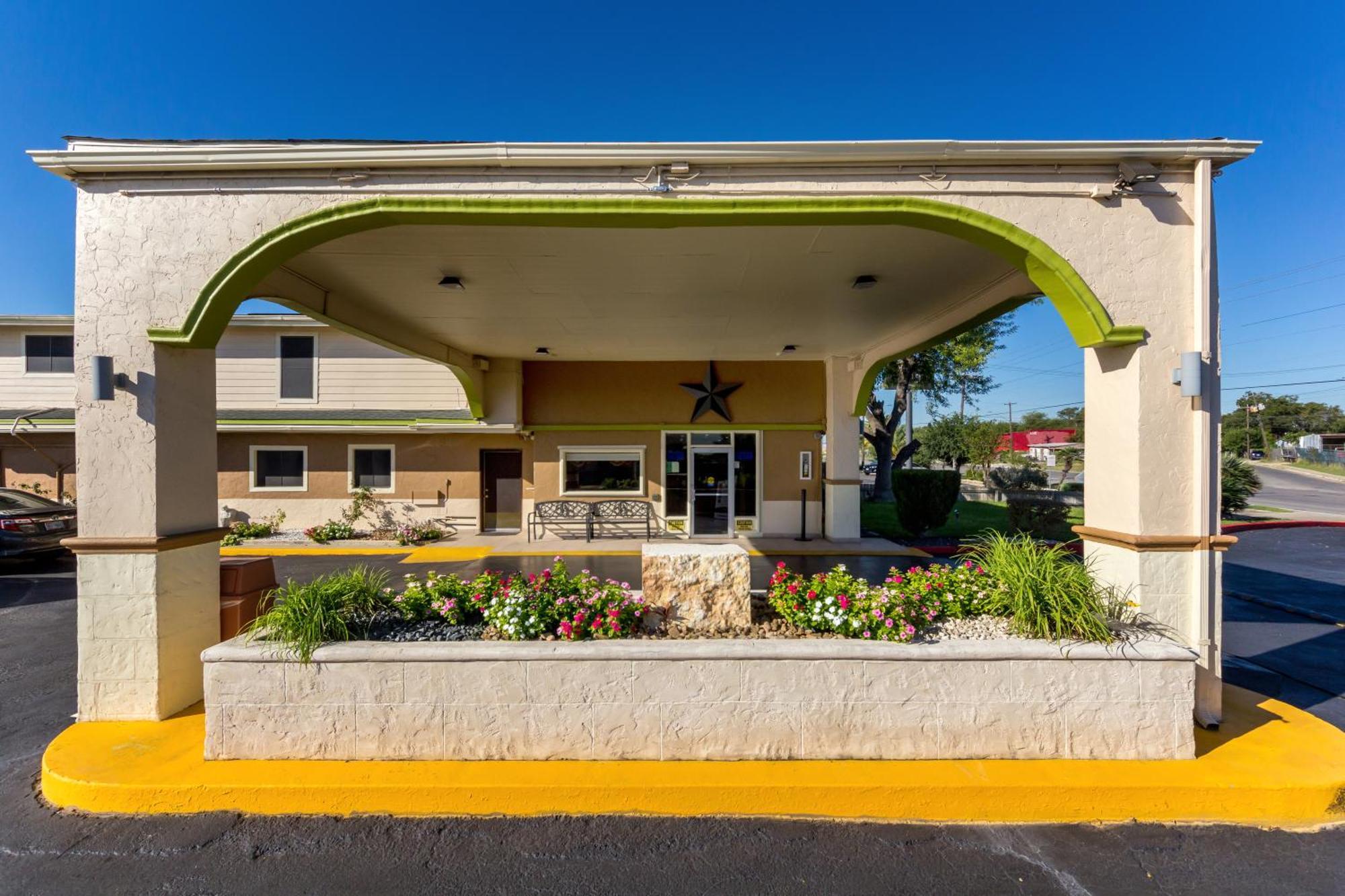 Rodeway Inn San Antonio Lackland Afb - Seaworld Luaran gambar