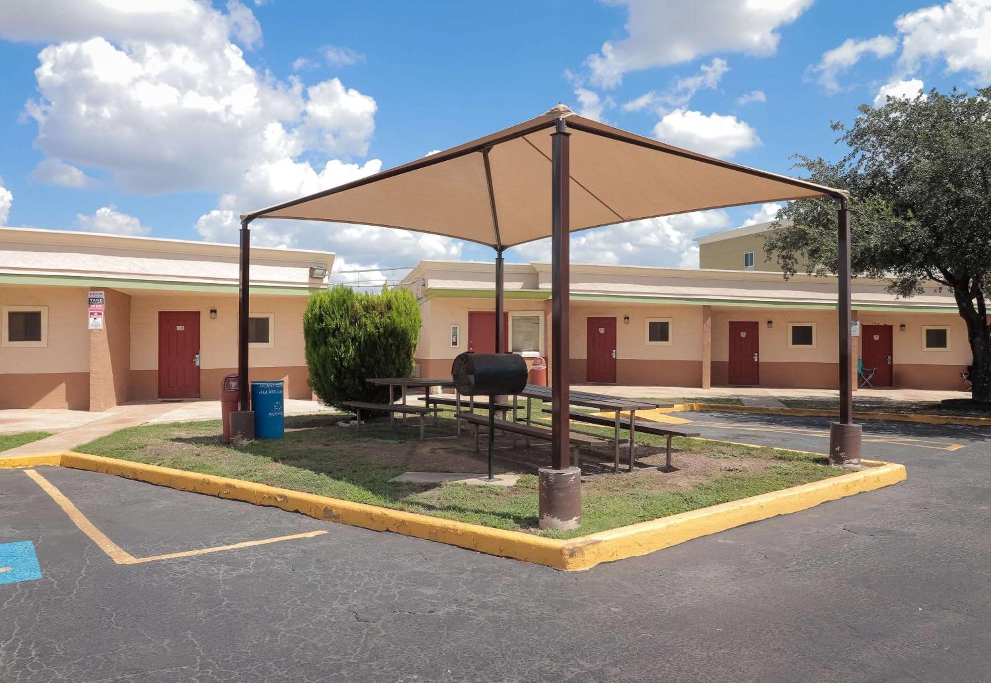 Rodeway Inn San Antonio Lackland Afb - Seaworld Luaran gambar